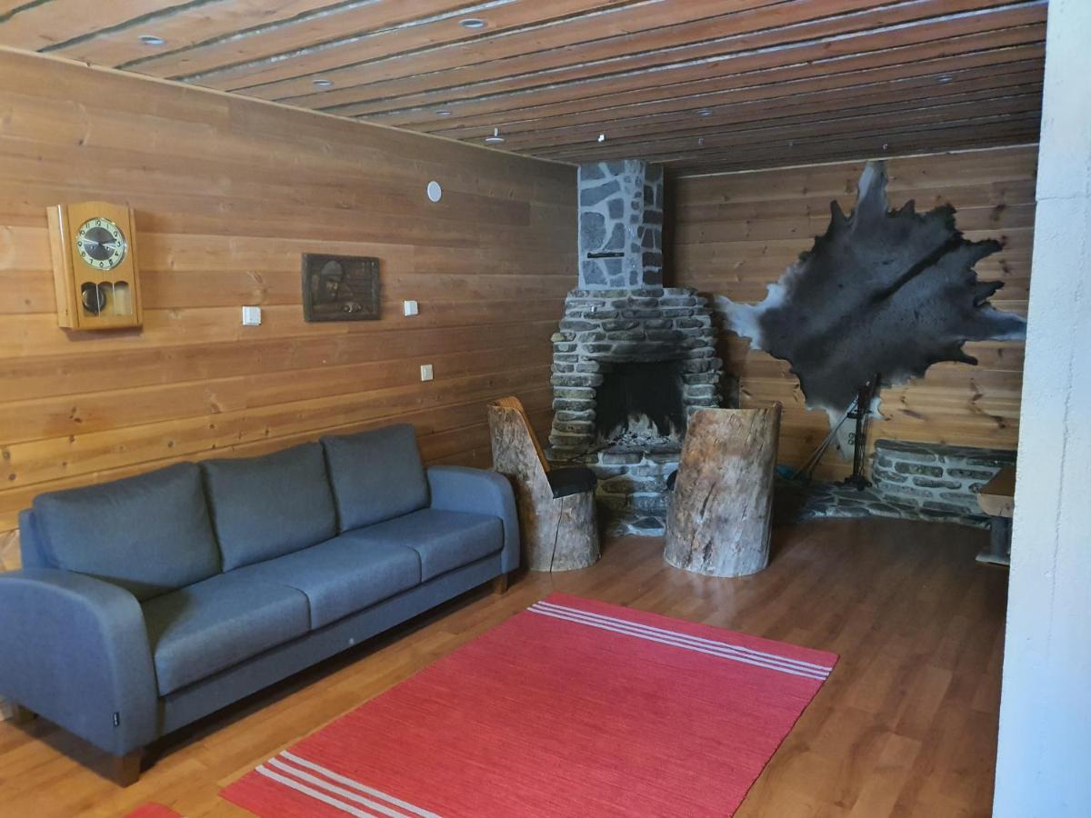 Majatalo Oravanpesae Lampsijärvi Exterior foto