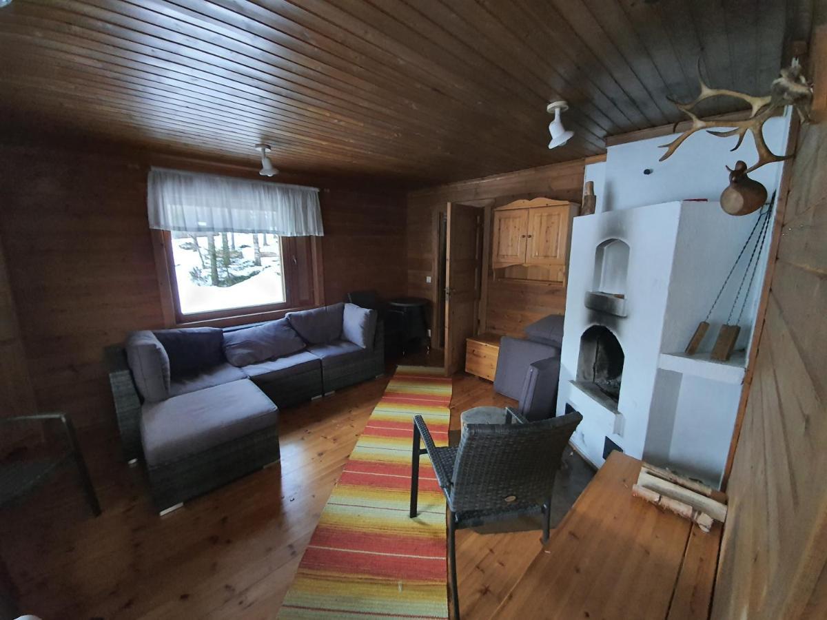 Majatalo Oravanpesae Lampsijärvi Exterior foto
