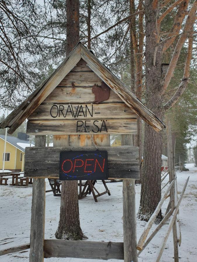 Majatalo Oravanpesae Lampsijärvi Exterior foto